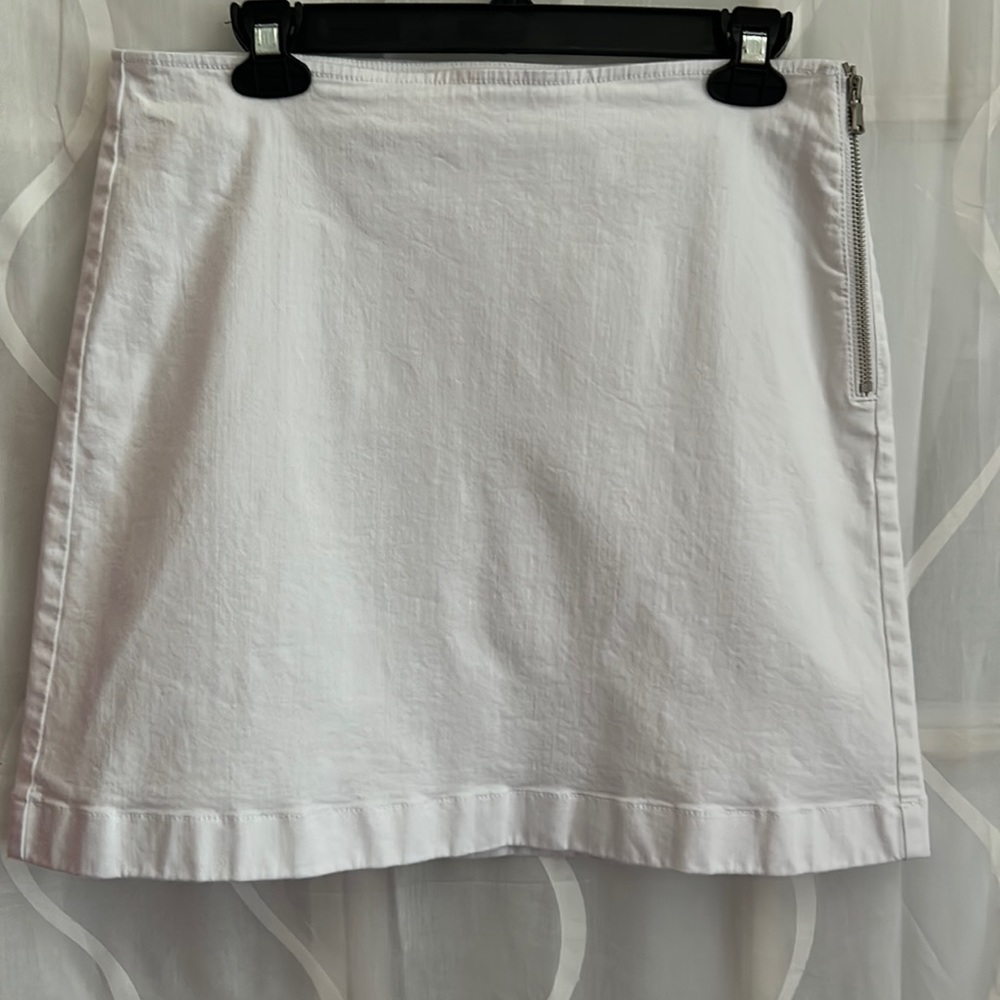 Ann Taylor White Denim Mini Skirt, Size 6